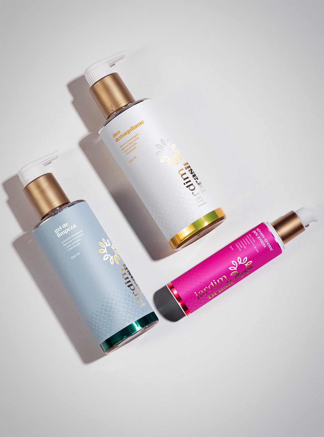 PRÉ-VENDA - Kit Pele Jovem e Limpa + Bolsa-Necessáire Jardim Brasil